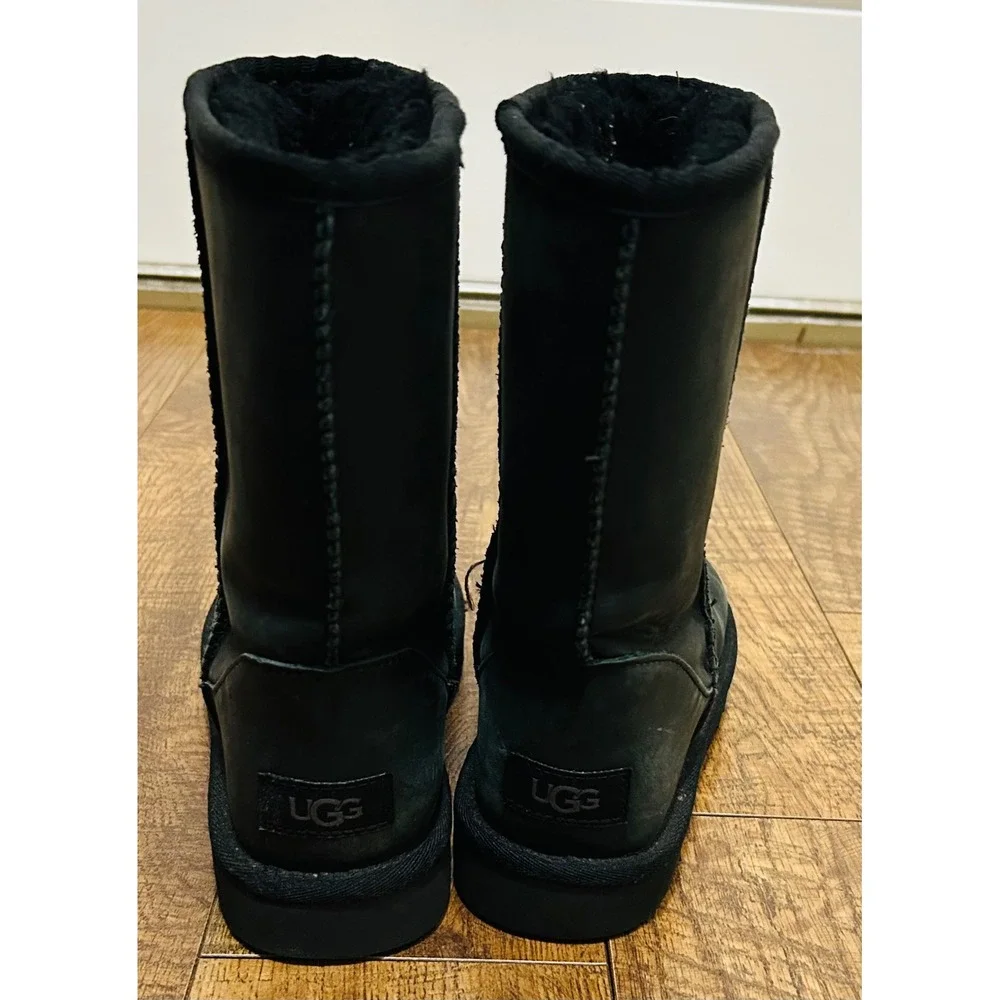 UGG‎ Classic Tall Boots Black Suede Sheepskin Lined Waterproof Women's Size 7